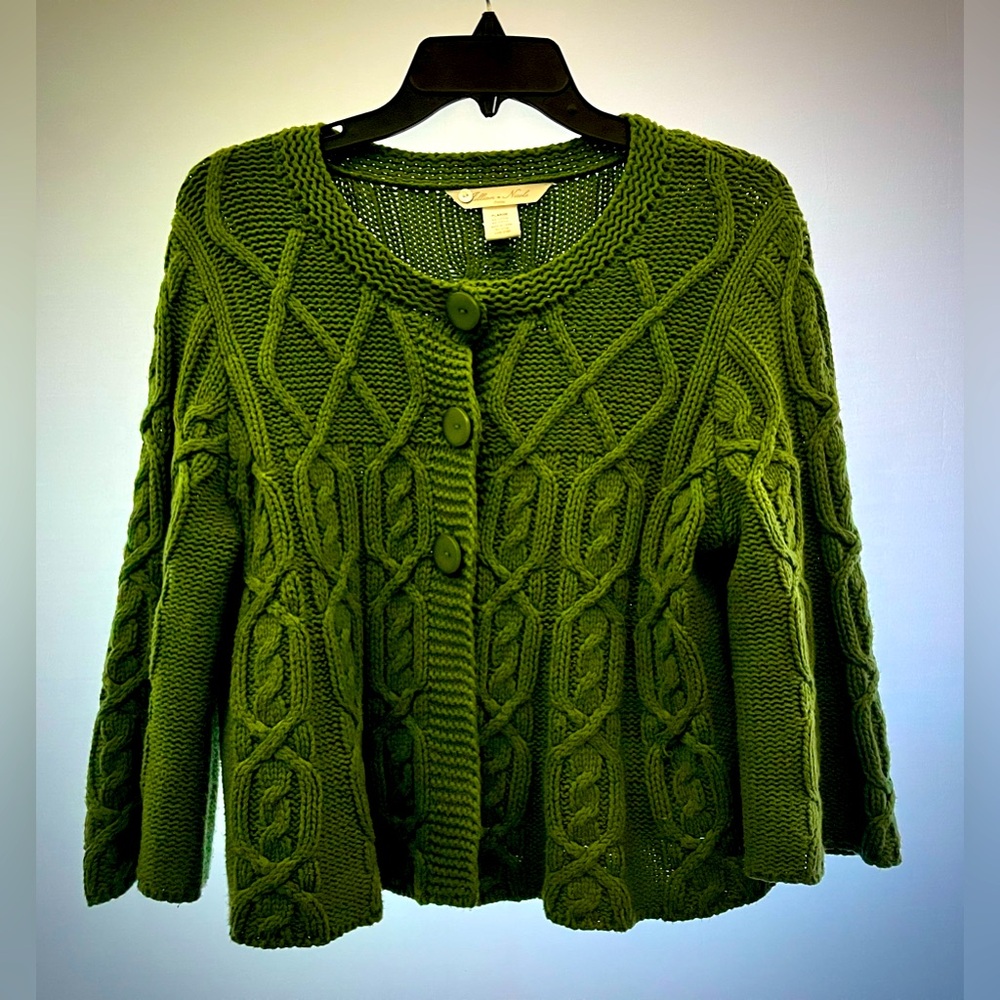 Crop flowy sweater